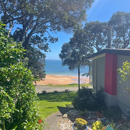 Driftwood Beachfront Accommodation, Cable Bay, Owhetu Coopers Beach Exterior foto