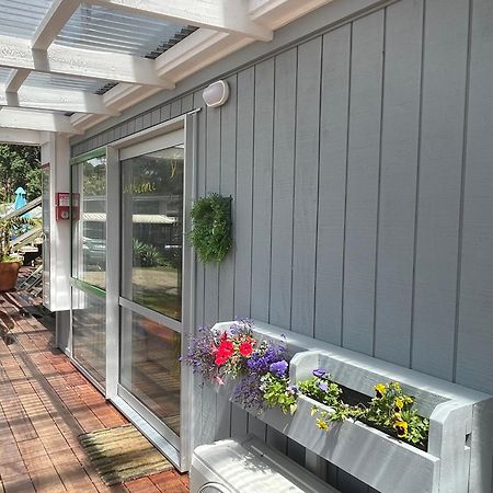 Driftwood Lodge Beachfront, Cable Bay, Northland Coopers Beach Exterior foto
