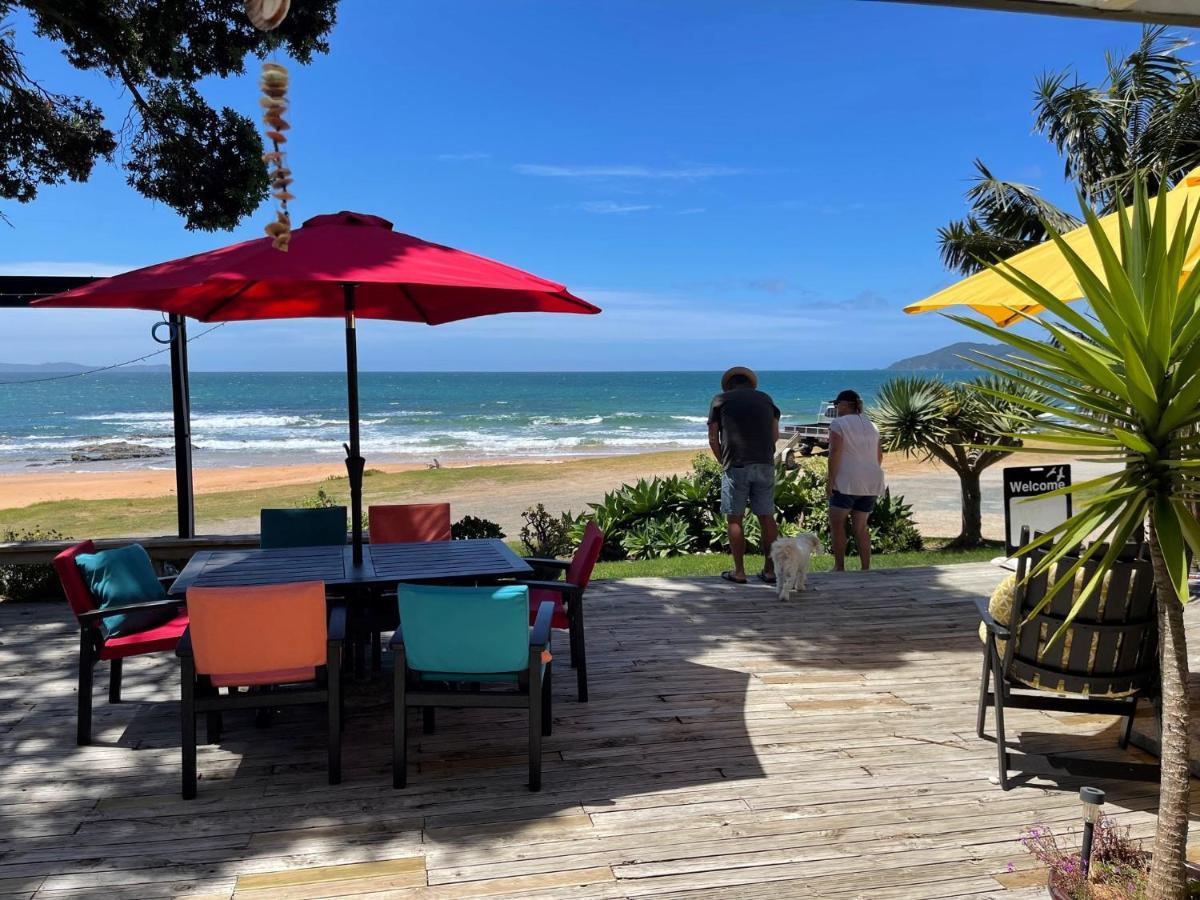Driftwood Lodge Beachfront, Cable Bay, Northland Coopers Beach Exterior foto